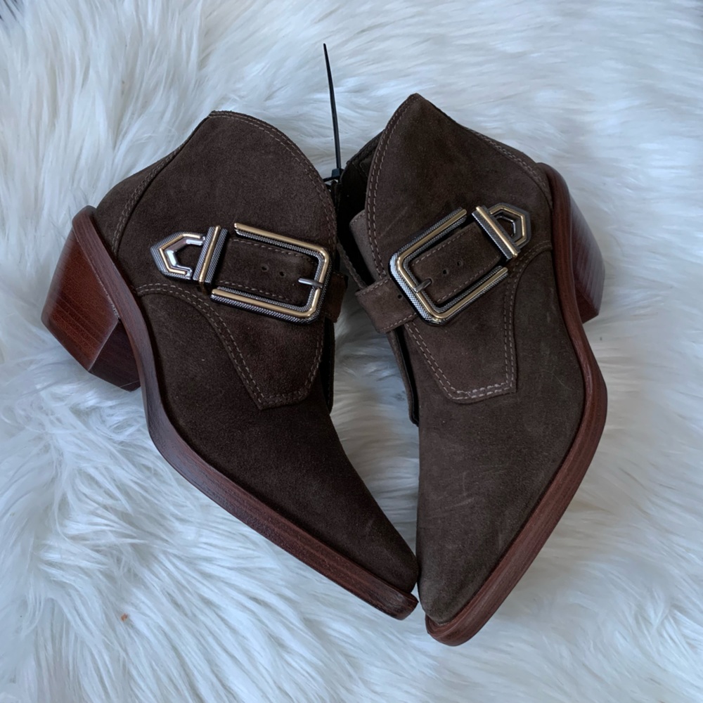 NWT Vince Camuto heeled boots - ankle boots